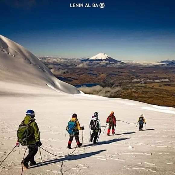 Hostal Sendero De Volcanes Latacunga Bagian luar foto